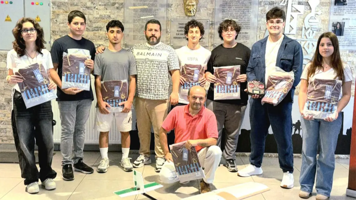 Tayfa61, Teknofest finalistlerine bordo-mavili destek verdi