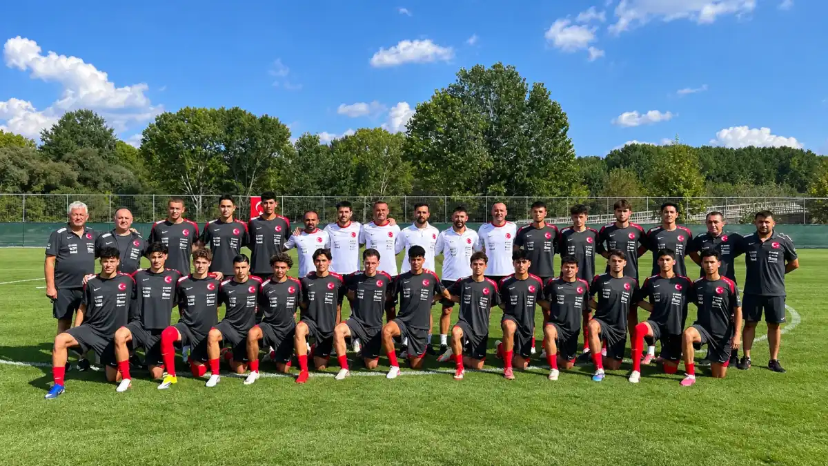 Trabzonspor’un iki genç ismi U17 kadrosunda, rakip Ukrayna