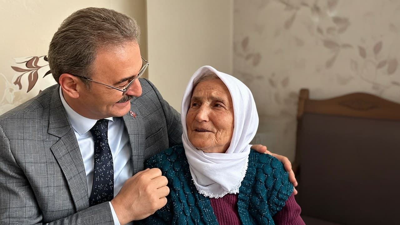 Şalpazarı Belediye Başkanı Refik Kurukız’ın annesi Fatime Kurukız hayatını kaybetti