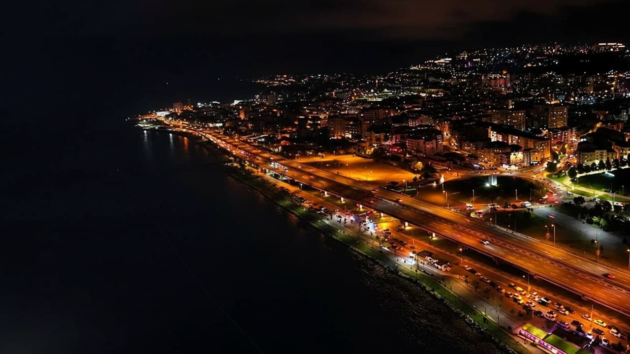 Trabzon viyadüğünde çarpışma: ağır yaralanan sürücü yaşamını yitirdi