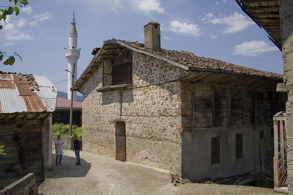 House in Taşören, Çaykara2