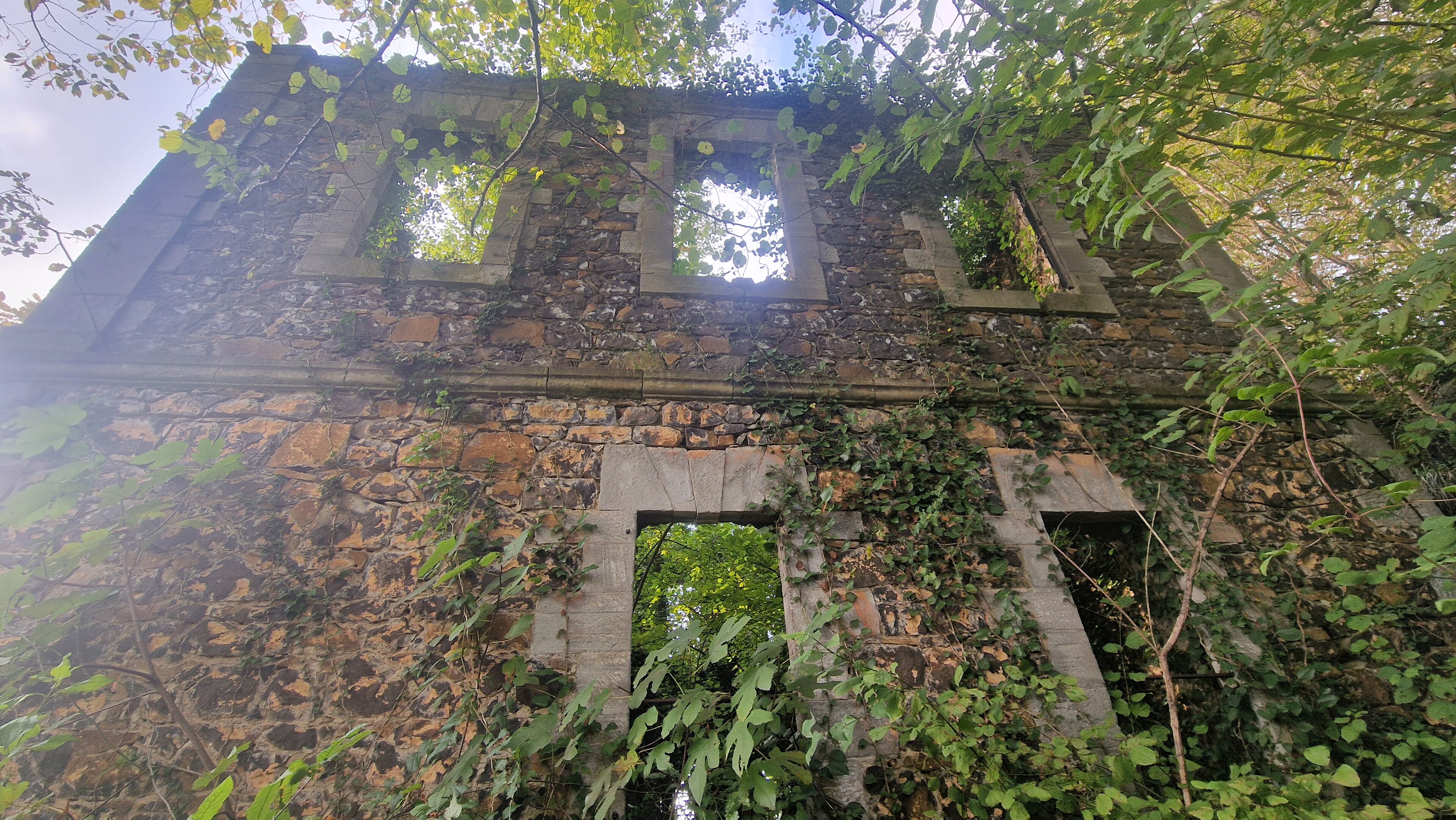 Zurel Schule Ruine Saraykoey Of Trabzon