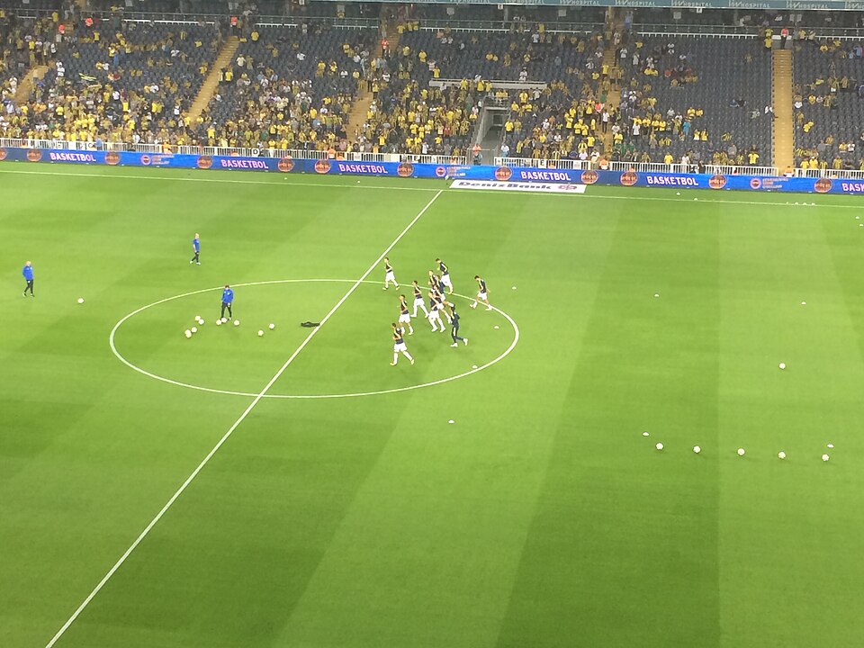 Fenerbahçe SK vs Trabzonspor Aug (1)