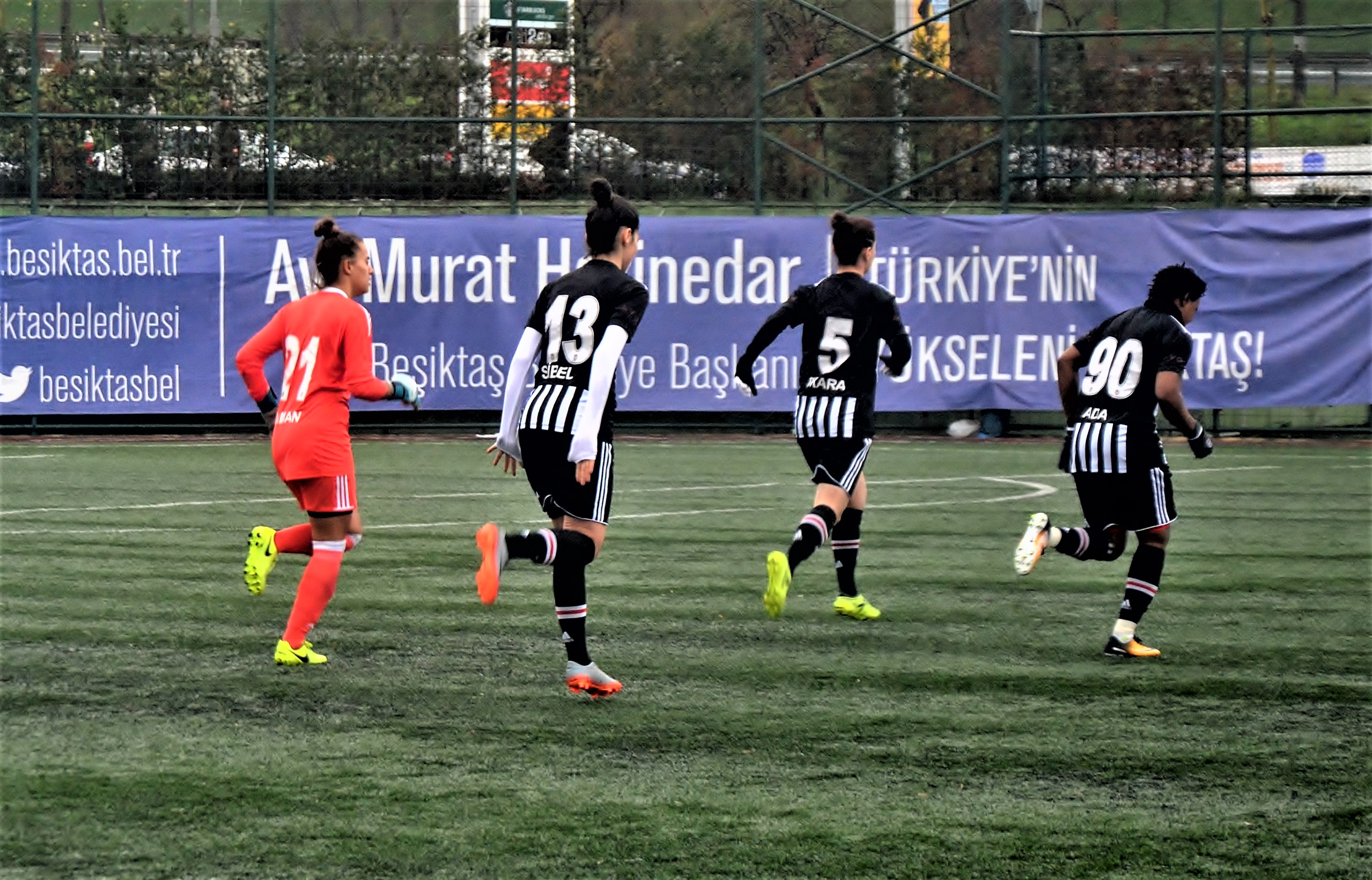 BeşiktaşJKvsTrabzonİO2017 ()